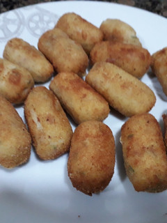 Una foto de Croquetas de pollo y jamón