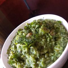 A picture of Palak khichadi.