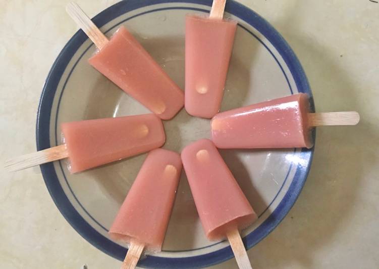 Puding lolipop jambu biji tepung maizena