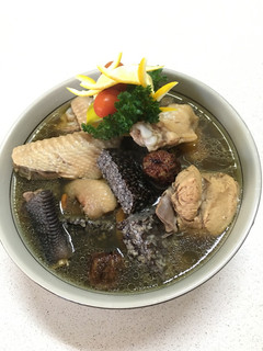 養生藥膳雞湯 的食譜成品照片