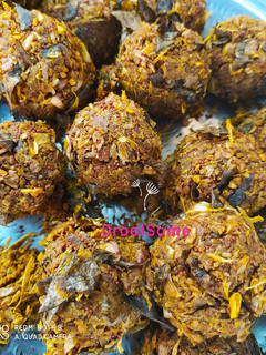தாளிப்பு வடகம் (Thaalippu vadakam recipe in tamil) செய்முறை முக்கிய புகைப்படம்