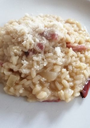 A picture of Gorgonzola, Pear, and Speck Risotto.