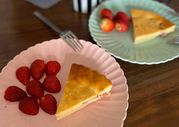 Recipe of Quick Lemon cheesecake with strawberries 🍰