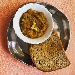 A picture of Pav Bread Bhaji.