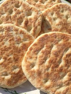 Foto di 4 • Focaccine in padella con lievito istantaneo
