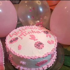 A picture of Fresh cream vanilla cake 🎂.