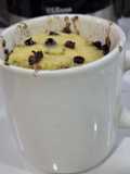 Mug cake de banana y chips AL MICROONDAS!! 🍌🍫
