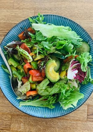 A picture of Simple Salad.