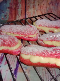 Foto resep Red velvet eclairs with vla lemon