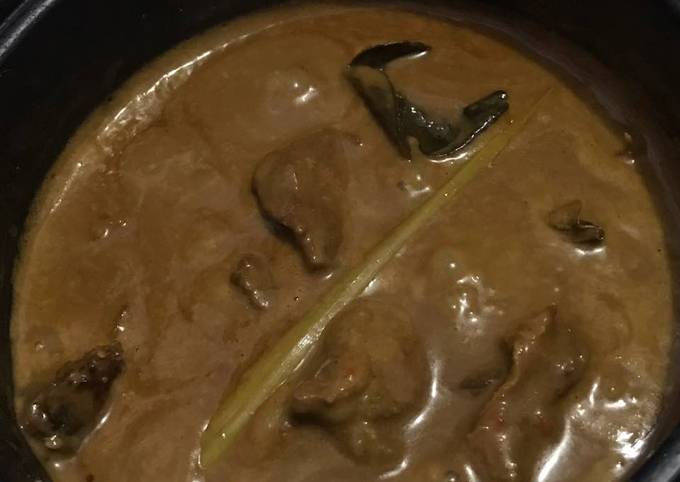 Rendang masak pedas