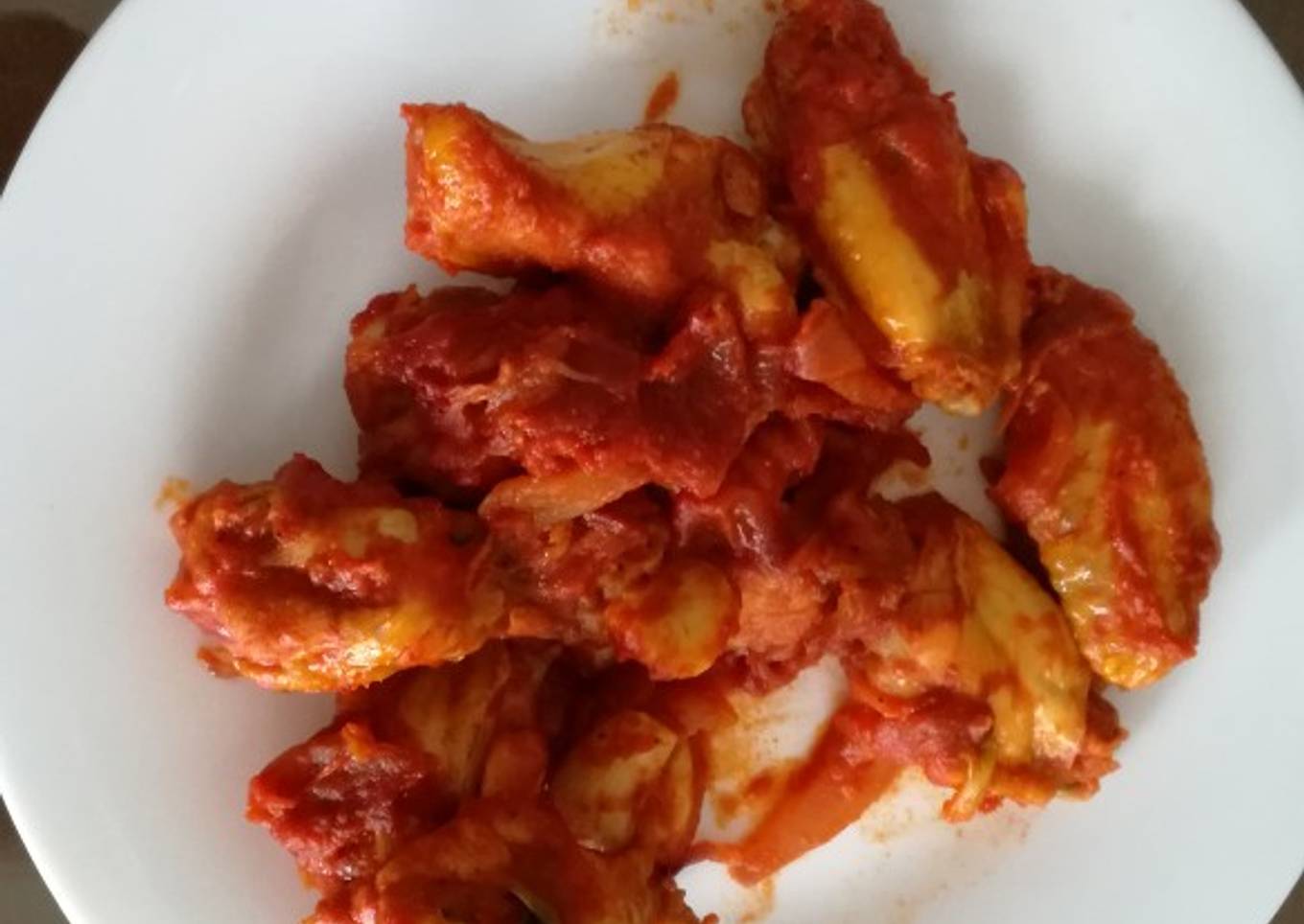 Alas de pollo adobadas con salsa de tomate en Thermomix