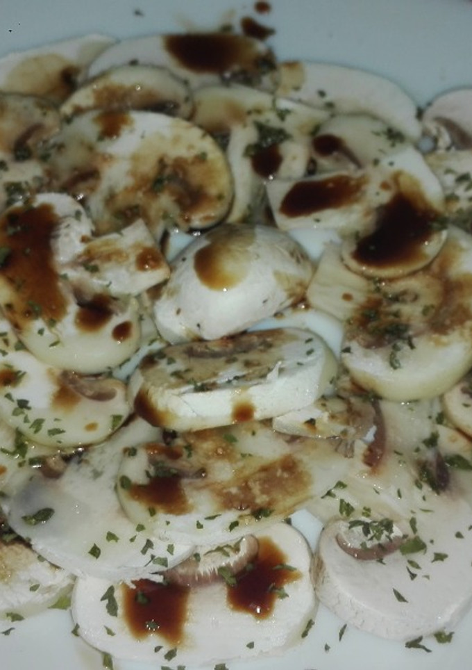 Una foto de Champiñones falsos boquerones