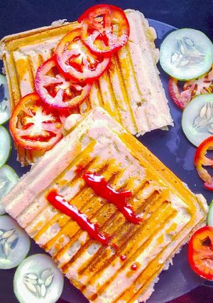 ગ્રિલ સેન્ડવીચ (Grill Sandwich Recipe In Gujarati) રેસીપી મુખ્ય ફોટો