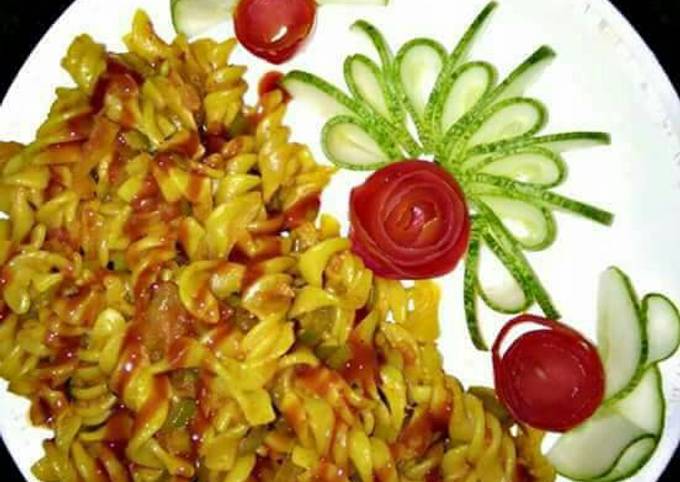 Indian style veggies Pasta Recipe by Navneet Kaur - Cookpad