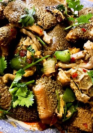 A picture of Beef intestines/Tripe stir fry.