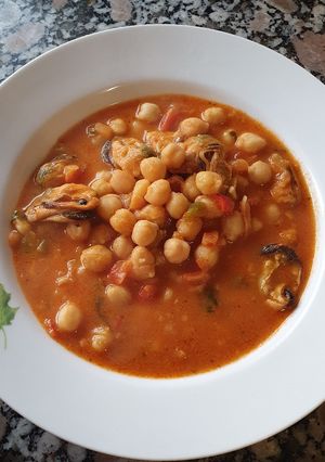 Foto principal de Garbanzos con mejillones