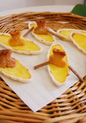 A picture of Super Easy 'Boat Egg Tarts' – Crispy Outside, Soft Inside!.