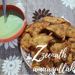 A picture of Homemade Mutton Mince Samosas.