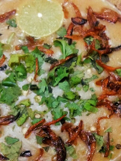 A picture of Beef haleem.