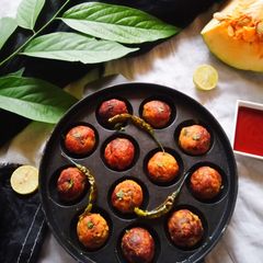 A picture of Nutty Pumpkin Pops.