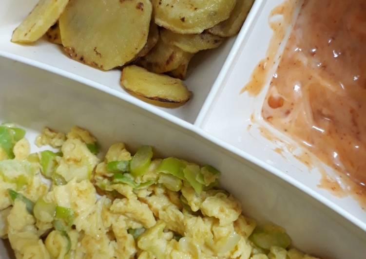 Scramble egg potato