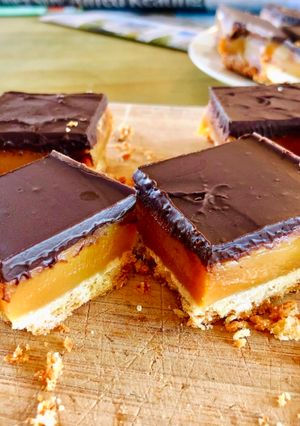 A picture of Chocolate caramel shortbread.