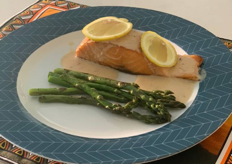 Langkah Mudah untuk Menyiapkan Salmon dengan saus creamy lemon (Keto Friendly) Anti Gagal