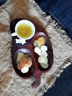 عکسی از دستور دمنوش بابونه و هل