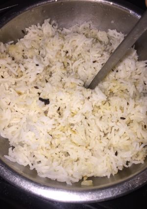 જીરા રાઈસ (Jeera Rice Recipe In Gujarati) રેસીપી મુખ્ય ફોટો