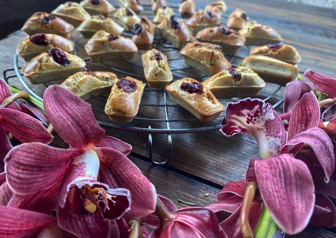 Financiers aux amandes /thé vert sencha-Matcha et cranberrys (sans gluten et sans lactose)