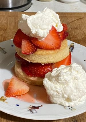 A picture of Strawberry Shortcake.