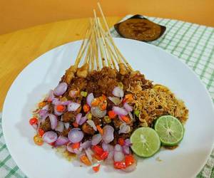 Gampangnya Menyajikan Sate Ayam Madura (Bumbu Kacang) Lezat Mantap