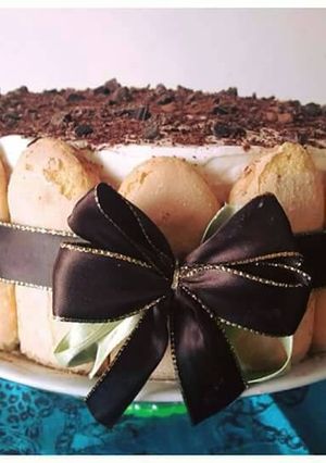 A picture of AMIEs Special TIRAMISU Cake.