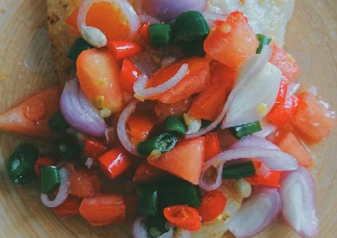 Langkah Mudah untuk Menyiapkan Ikan Dori Sambal Dabu Dabu, Enak Banget