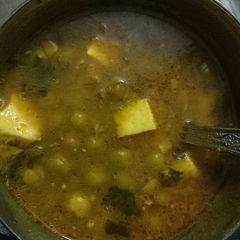 A picture of Matter paneer veg.