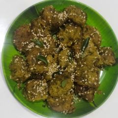 A picture of Barley flour methi bhaji muthiya.