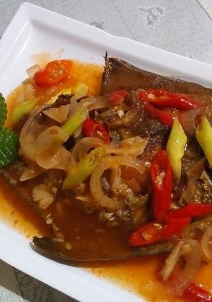 Foto resep Bawal Goreng Saus Padang
