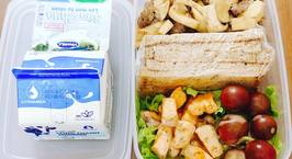 Hình ảnh món Eat clean- salad cá hồi + bò xào nấm