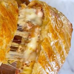 A picture of The Best Chicken Puff Pastry! 🥐🍗.