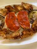Ajvar con alitas de pollo