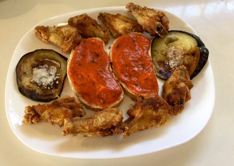 Ajvar con alitas de pollo