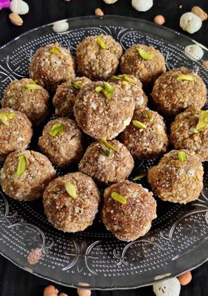 A picture of Peanut ladoo recipe.