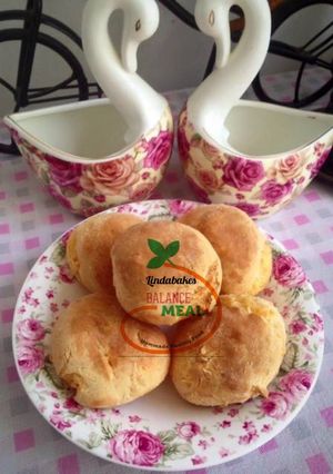 Hình của món Gluten Free Brazillian Cheese Buns         (Bánh mỳ Brazil ko Gluten: dùng bột năng).