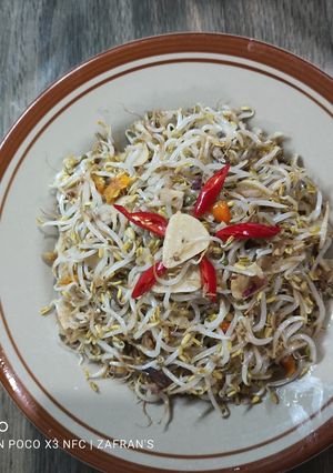 Foto resep Tumis kecambah mix ikan asin peda