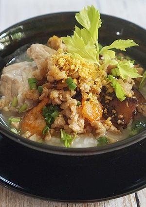 รูปของ ข้าวต้มเครื่องแบบโบราณ