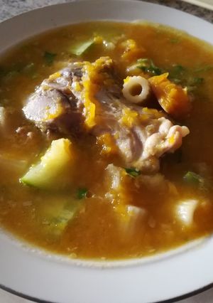 Una foto de Sopa de Pollo Súper