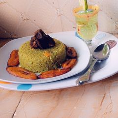 A picture of Green fried rice.