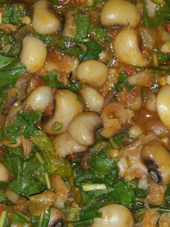 A picture of Porridge beans in beef stock.