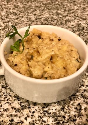 Una foto de Dip de chirivía y queso crema (o podes reemplazar por zanahoria)