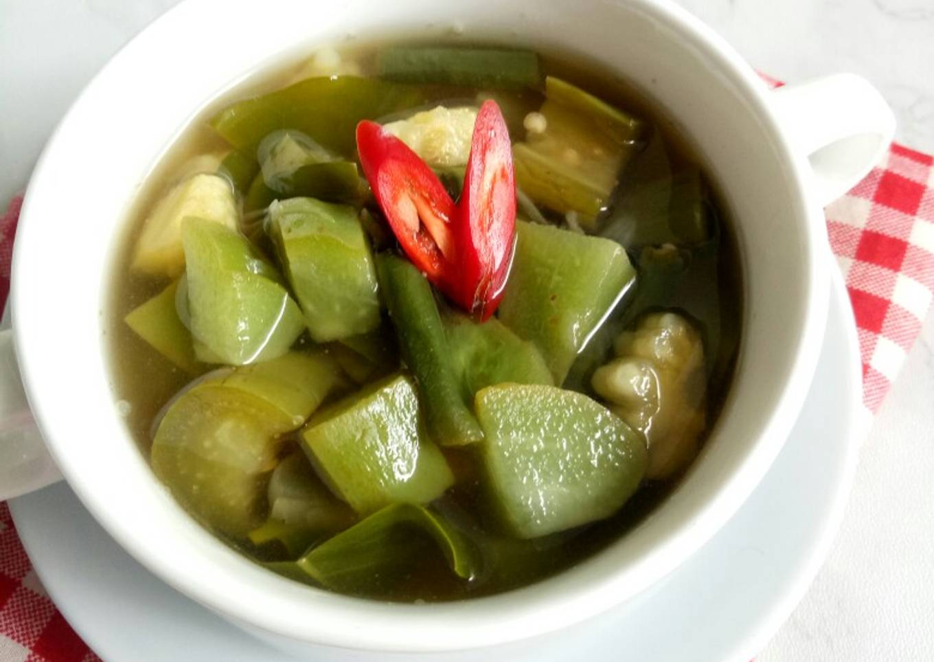 Bagaimana Membuat Sayur Asem Bumbu Iris (no cabe) yang Sempurna